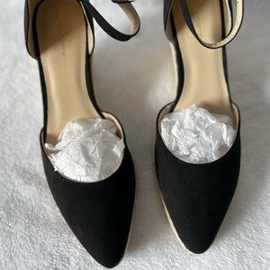 Liz Claiborne Black Canvas Wedge